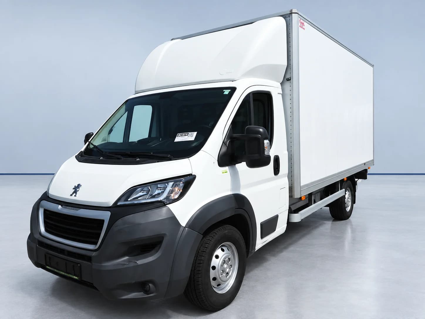 Peugeot und Renault Kastenwagen – 1